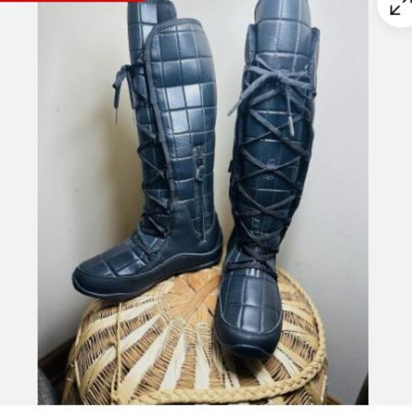 The North Face Svetlana Primaloft Insulated Quilted Winter Boots Black Sz 7 US - Picture 3 of 7